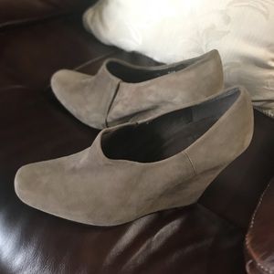 Stuart Weitzman  Wedge winter ankle boots